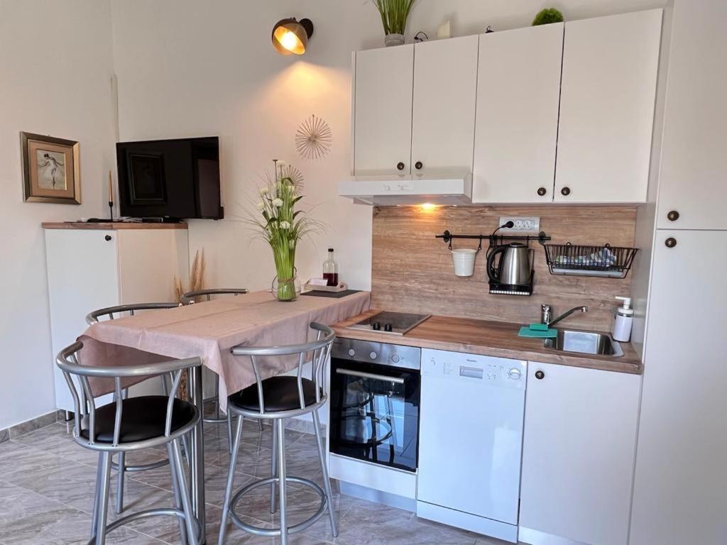 Apartments Valentinovo Klenovica Ngoại thất bức ảnh